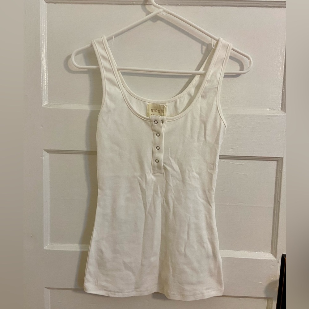 Moolk nursing tank. “Suzie singlet” US size 2